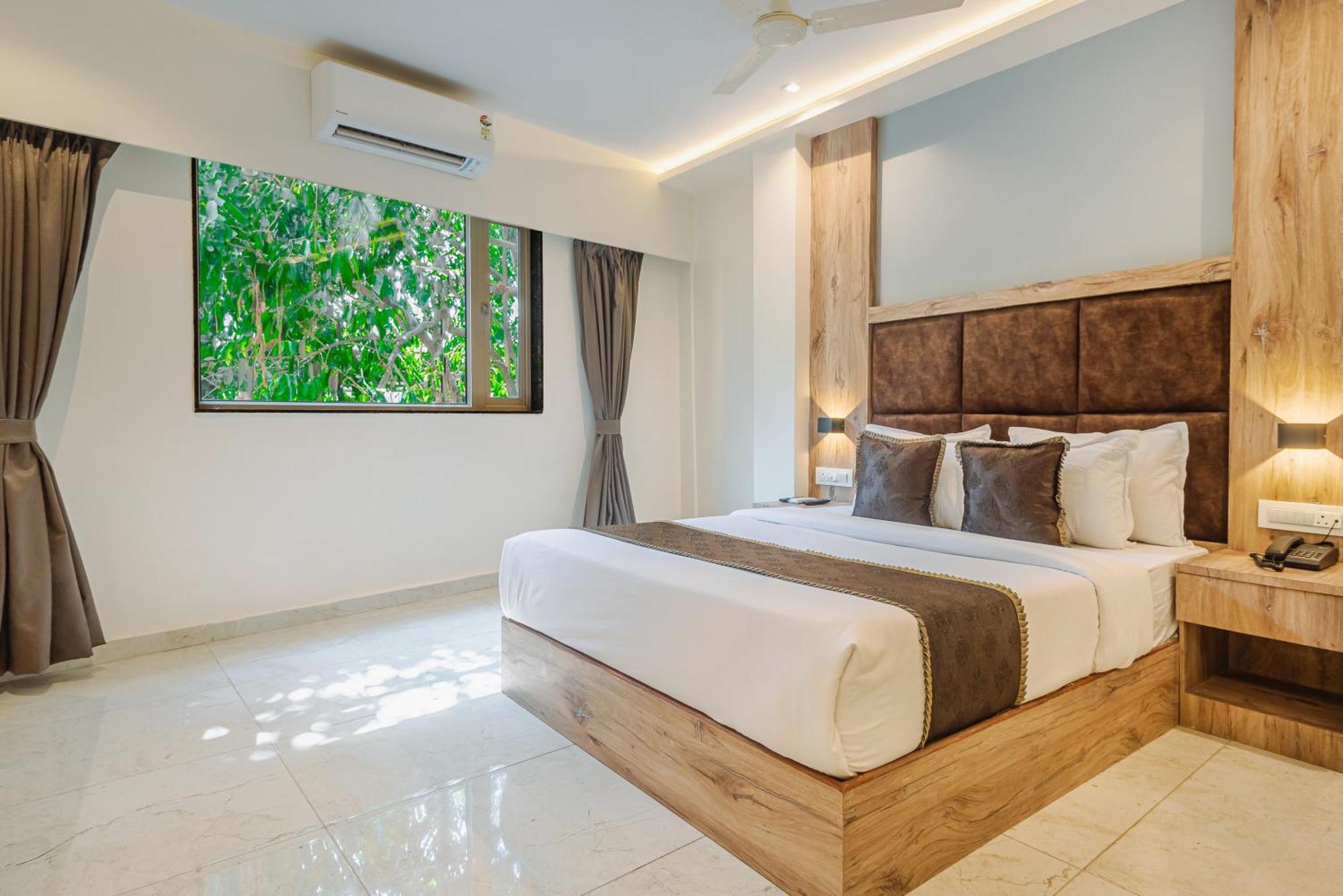 Hotel Silver Park Мумбаи Экстерьер фото